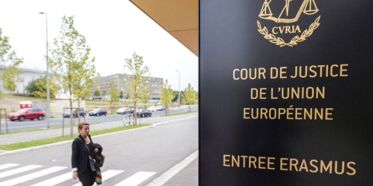 CJEU: a public administration can prohibit the wearing of religious symbols by its employees