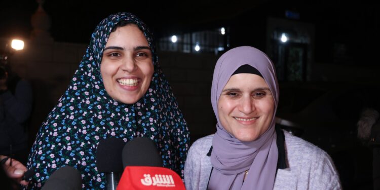 Family celebrates return of released Palestinian prisoner Marah Bakeer |  Israeli-Palestinian conflict News