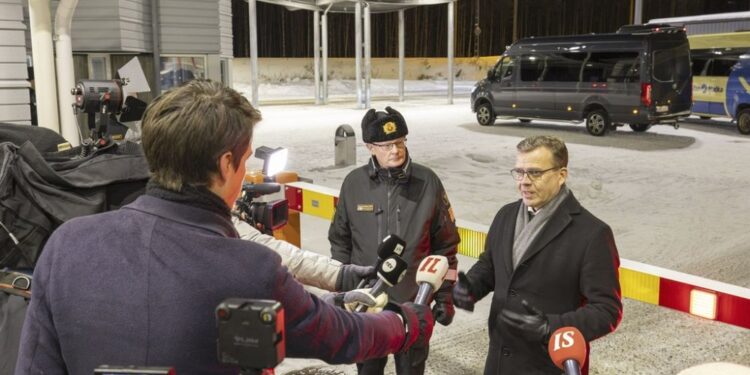 Finland closes almost all of its border crossings with Russia