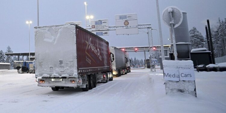 Finland to completely close its border with Russia