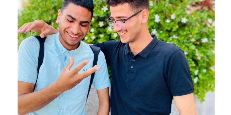 From grief to courage: Palestinian stranded in Egypt as Israel bombs Gaza |  Israelo-Palestinian conflict