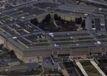 Human trafficking: a senior education official for the Pentagon caught during a police operation