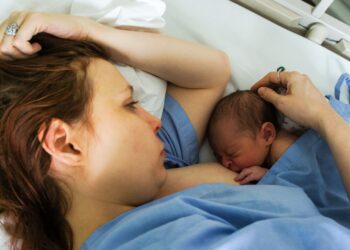 Large language model shows promise in helping clinicians identify postpartum hemorrhage