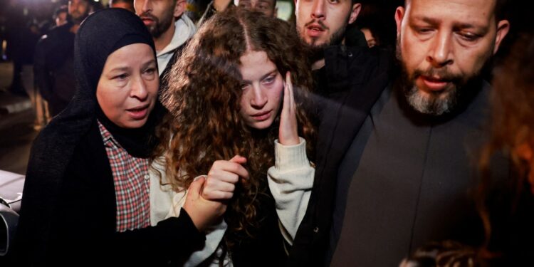 Palestinian activist Ahed Tamimi released as part of truce between Israel and Hamas |  Israelo-Palestinian conflict