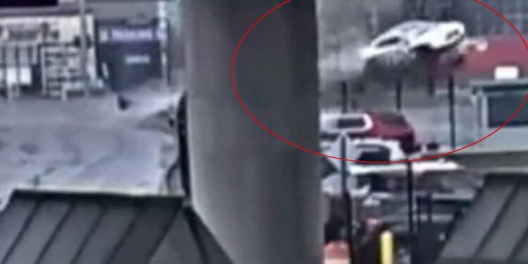 Rainbow bridge: did the $300,000 Bentley have a mechanical problem?