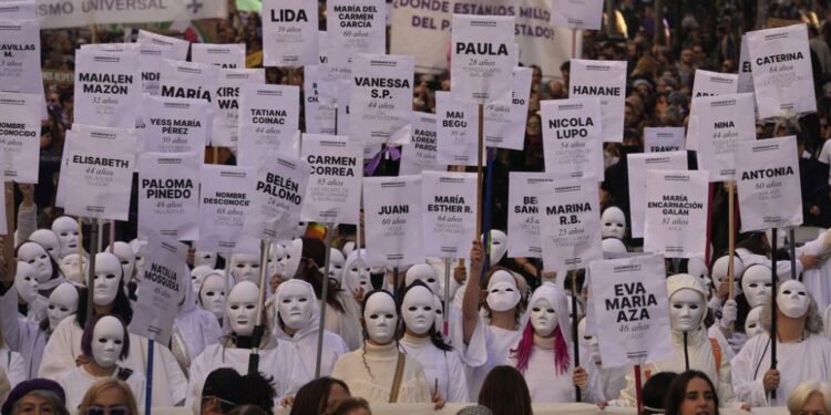 Rallies against violence against women organized around the world