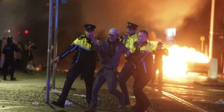 Riots in Dublin after knife attack