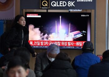 Russia helped North Korea launch spy satellite, Seoul says