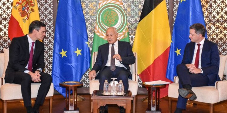 The Belgian and Spanish Prime Ministers, visiting the Rafah crossing, criticize Israel