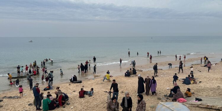 The View: After Israel and Hamas Extend Their Truce, What Happens Next?  |  Israeli-Palestinian conflict News