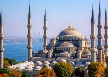 53 million tourists visited Türkiye in 11 months