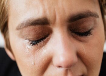 A burst of tears reduces male aggression, study finds