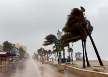 A massive low pressure system hits Florida