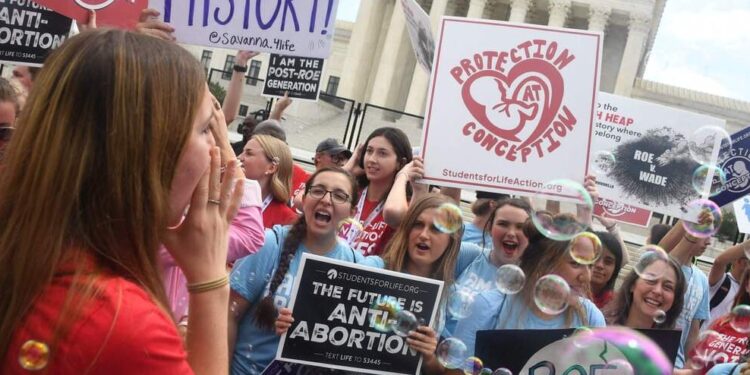 Abortion pill examined by US Supreme Court