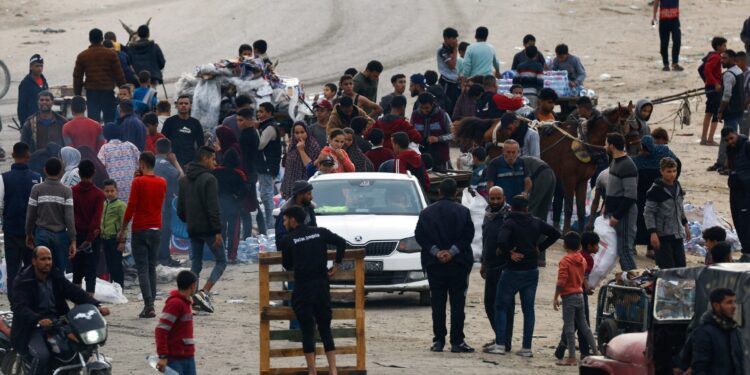 Aid entering Gaza through the Kerem Shalom crossing for the first time since the start of the Israeli aggression
