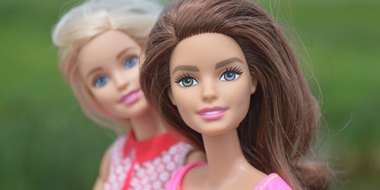 Barbie should expand her range of medical and scientific professions, study suggests