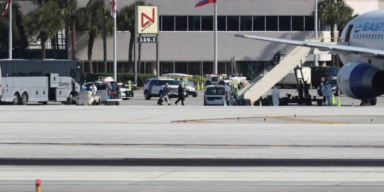 Bomb threat forces evacuation of part of Fort Lauderdale airport