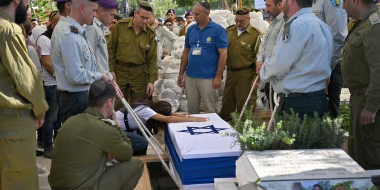 Experts: The Israeli army searches in vain for an image of victory  Policy