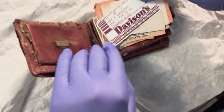 Family finds wallet their mother lost 65 years ago