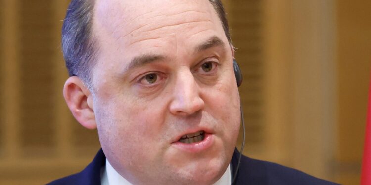 Former British Defense Minister: Netanyahu’s tactics weaken Israel  Politics