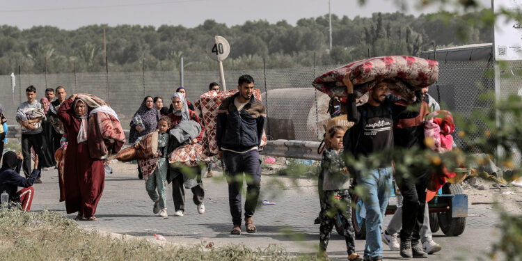 From displacement to displacement… The Orabi family searches in vain for a safe place in the Gaza Strip  Politics news
