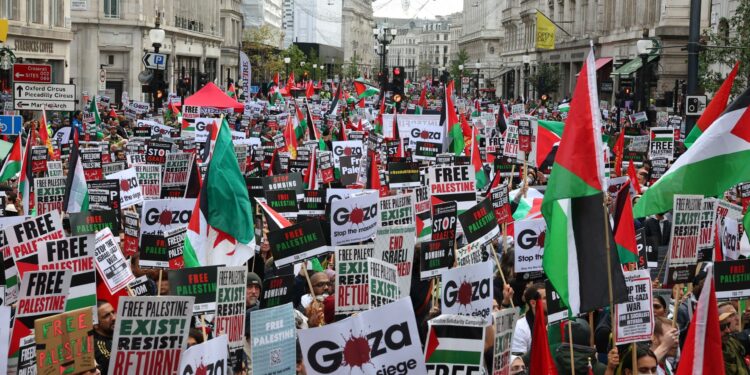 Guardian: How do young people in Britain view the ongoing massacre in Gaza?  |  Policy