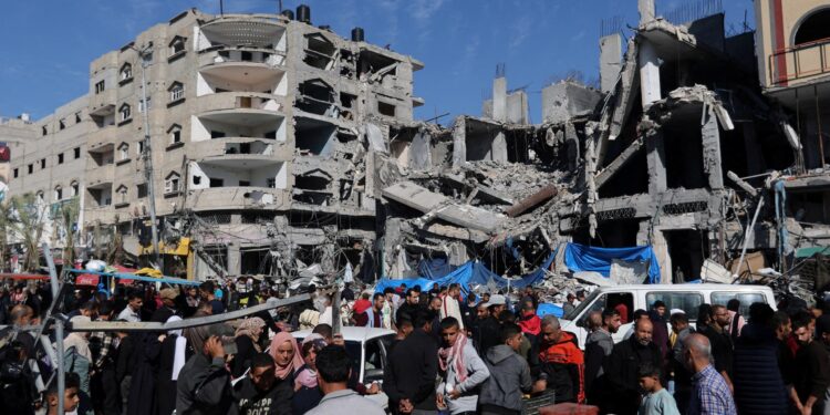 Haaretz: The horror scenario in southern Gaza is overcrowding  Policy