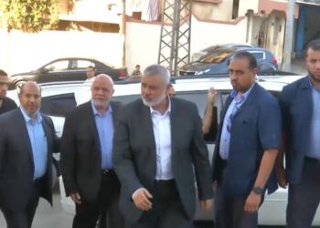 Haniyeh in Cairo to discuss a ceasefire in Gaza