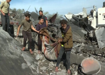 “Horrific scenes”… Al Jazeera monitors the first moments of the Israeli bombing in Khan Yunis |  News
