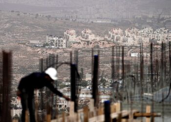 Israel turns to India to supply thousands of workers  Economy