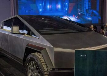 Musk tackles the juicy truck market with his new Cybertruck