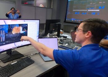 NASA sends cat video from deep space