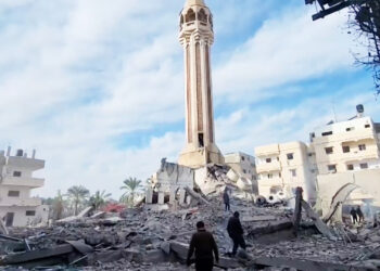 Occupation aircraft destroy one of the largest mosques in Deir al-Balah in the center of the Gaza Strip  News