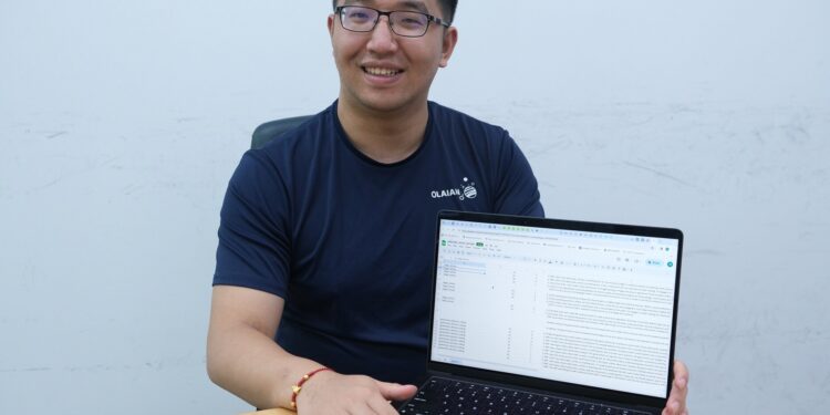 Researchers use AI chatbots against themselves to “jailbreak” each other