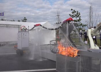 Scientists develop ‘flying dragon’ robot to fight fires remotely