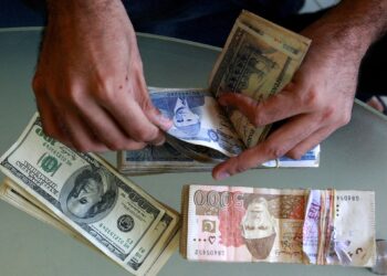 Tensions escalate between India and the International Monetary Fund over support for the rupee