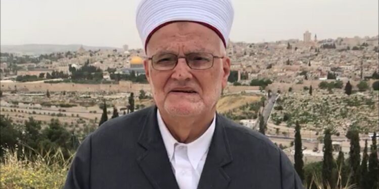 The Israeli police arrests Sheikh Ikrimah Sabri  Jerusalem