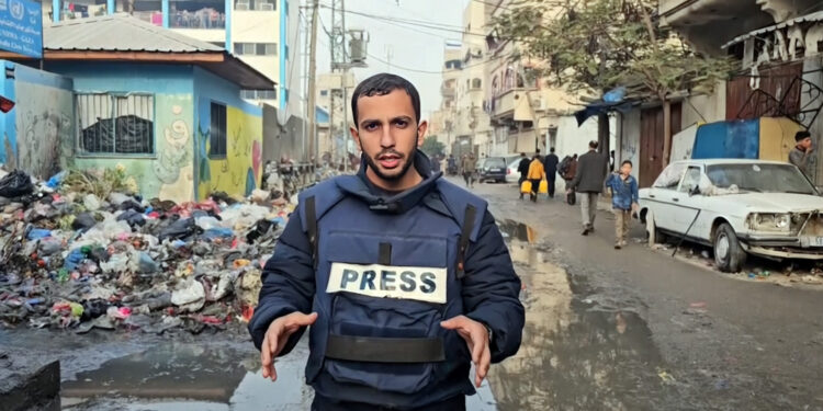 The spread of diseases and epidemics among the displaced as a result of the accumulation of waste in Gaza
