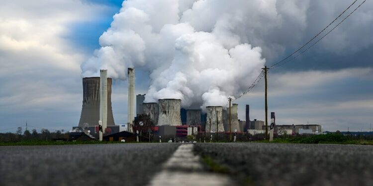 The world could exceed the warming threshold of 1.5°C within 7 years (study)