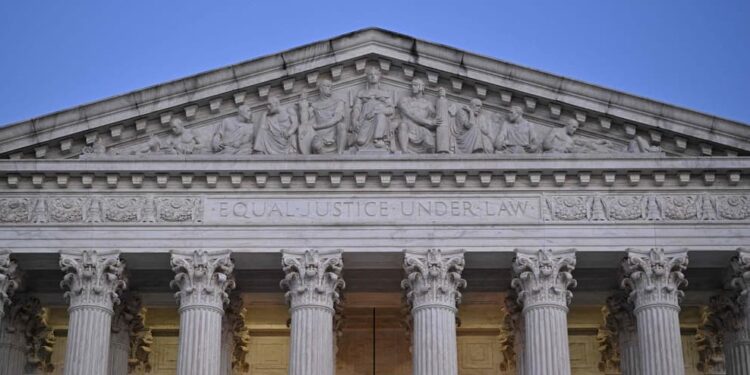 Trump’s immunity: federal prosecutor asks Supreme Court to rule urgently