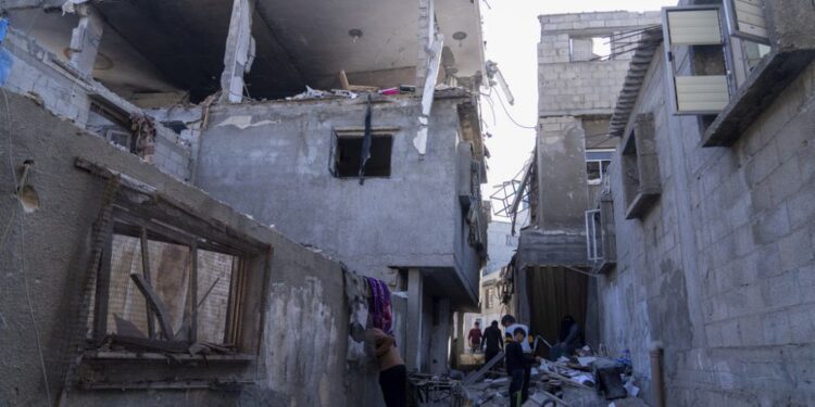 VIDEO: No Comment: Khan Younès was targeted by deadly strikes