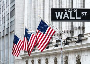 Wall Street in the red, after a solid employment report