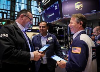 Wall Street: overconfidence?