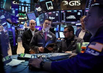 Wall Street under pressure with Nike, despite a reassuring inflation index