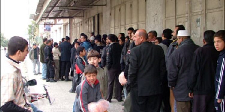 An initiative in Jabalia to confront the scarcity of bread after the occupation destroyed Gaza bakeries