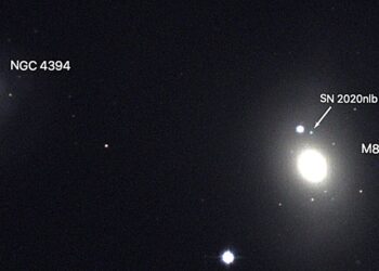 Astronomers inspect the evolution of a nearby Type Ia supernova