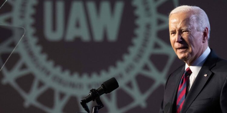 Biden wins support from major union UAW