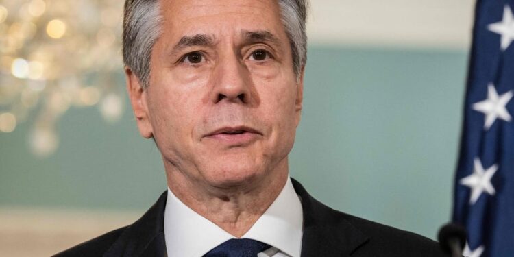 Blinken heads to Africa in the face of Russian and Chinese advances