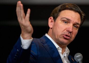 DeSantis withdraws from nomination race, supports Trump