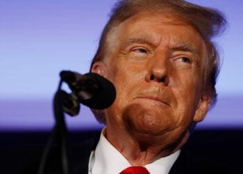 Donald Trump sabotages border negotiations